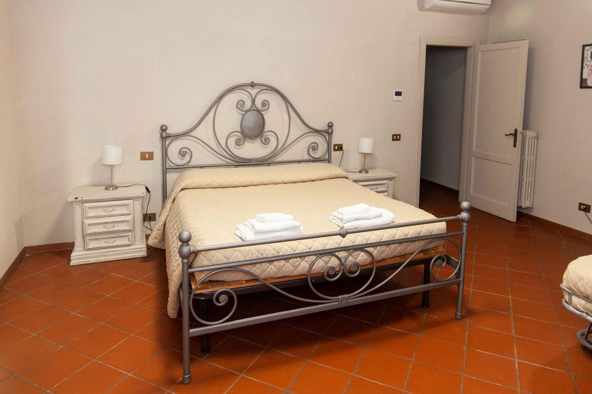 Bed And Breakfast Villa Torre Degli Onesti Apartments Lucca Eksteriør bilde